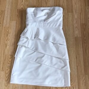 NWOT Casual Wedding Dress. Rehearsal Dinner Dress Or Cocktail Dress with ruffles
